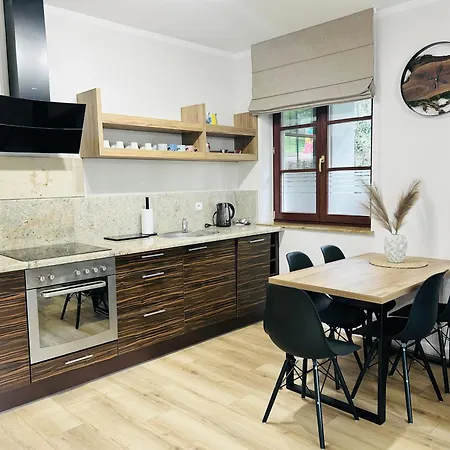 W Rezydencji Pod Swierkami Appartement *