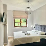 W Rezydencji Pod Swierkami Apartamento